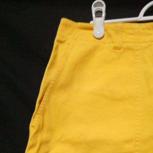 JONES NEW YORK SPORT | size 10 | Yellow Casual Shorts | 100% Cotton - Picture 3 of 16